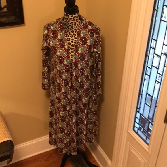 Lularoe Sarah - Picture 2 of 4